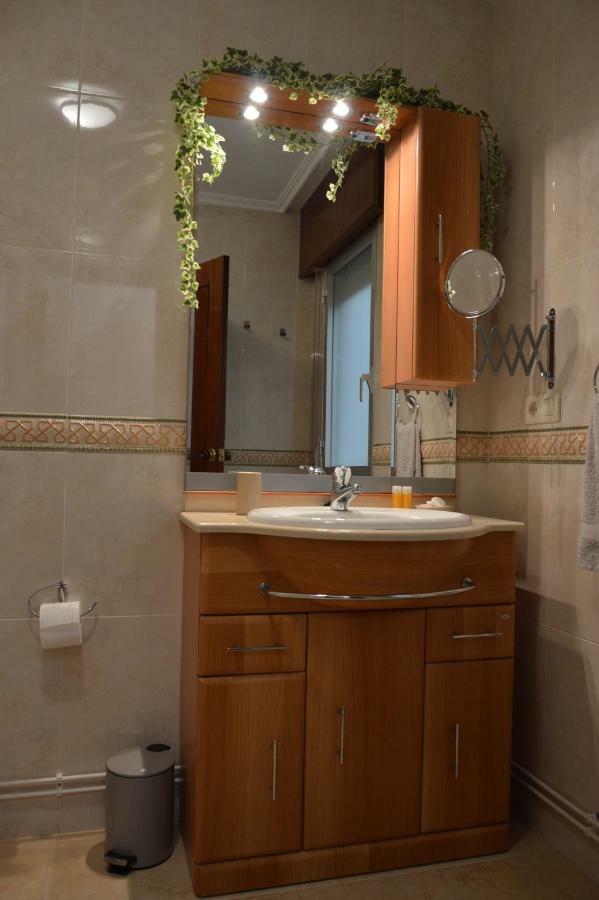 Piso Da Empegada Apartamento Arzúa Exterior foto