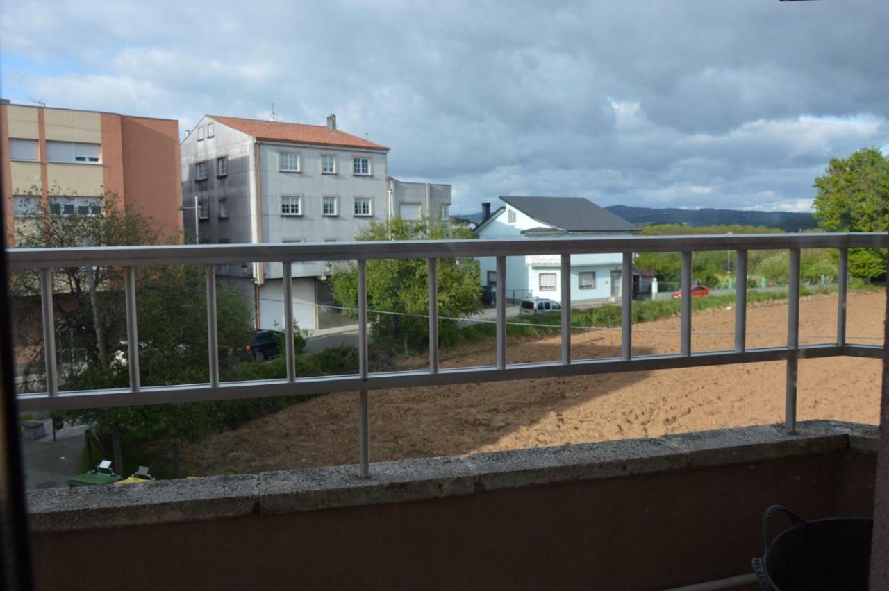 Piso Da Empegada Apartamento Arzúa Exterior foto