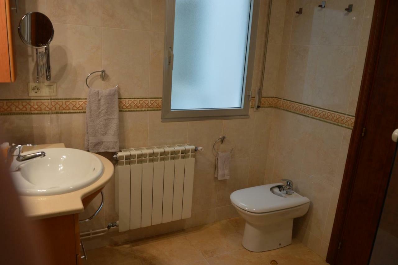Piso Da Empegada Apartamento Arzúa Exterior foto